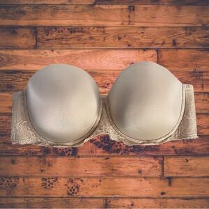 Torrid Curve Strapless Cream Bra 42F‎